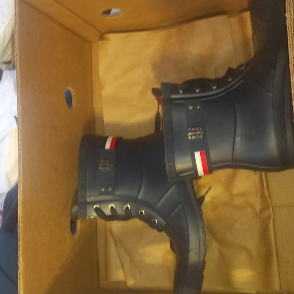 Tommy Hilfiger Rain Boots - Picture 3 of 6